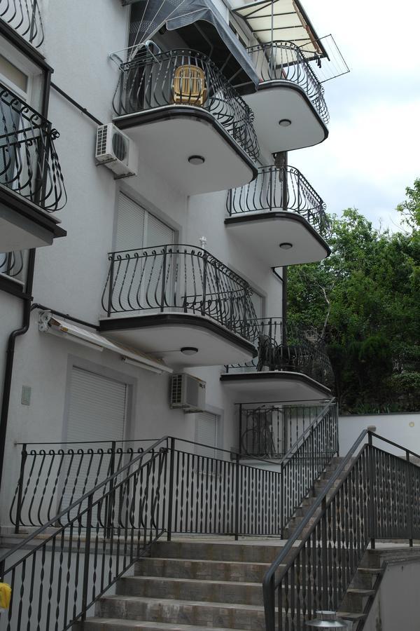 Apartments Laci Crikvenica Εξωτερικό φωτογραφία